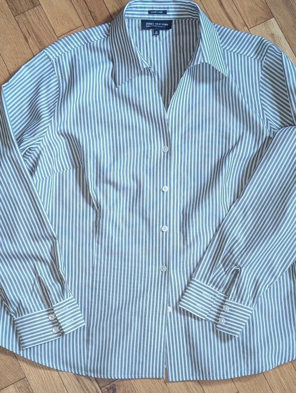 Black & White Classic Stripe Button Front Shirt Jones NY Signature Woman